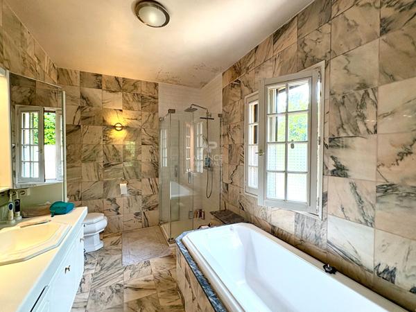 Maison Conflans Sainte Honorine 11 pièce(s) 230 m2 649 000 € **  - Référence  8207