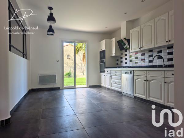 Maison à vendre 9 pièces 252 m² Six-Fours-les-Plages