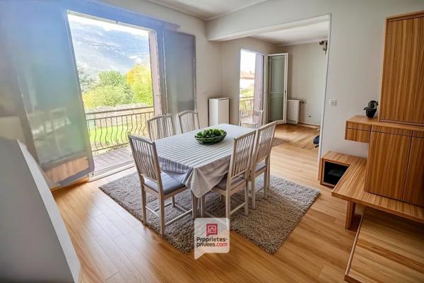 Maison avec potentiel - Le Cheylas  -+ garage double+ sous sol + combles aménageables