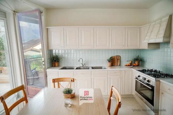 Maison avec potentiel - Le Cheylas  -+ garage double+ sous sol + combles aménageables