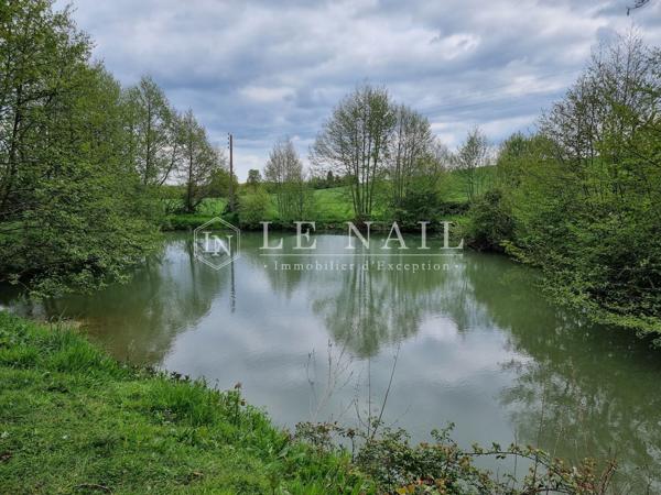 LOGIS SARTHOIS ET DEPENDANCES DANS UN BEL ENVIRONNEMENT EN PAYS DE LA LOIRE