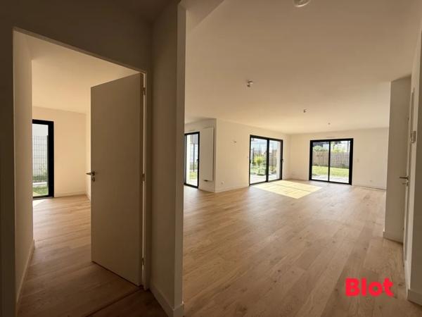 Maison 8 pièce(s)