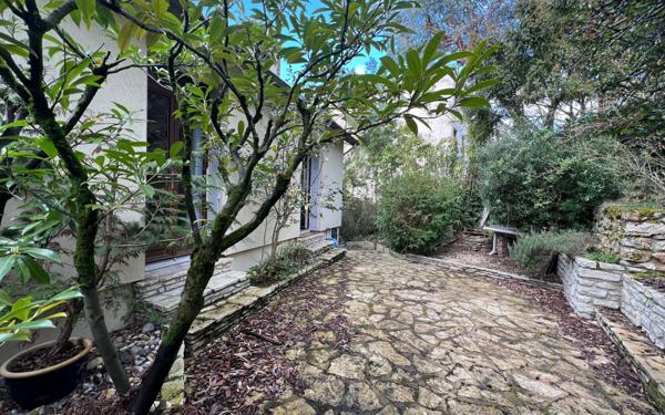 Maison à vendre    6 pièces • 111 m2 Fontenay-aux-Roses