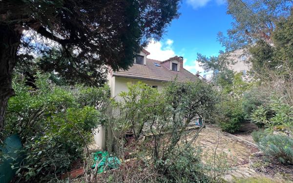Maison à vendre    6 pièces • 111 m2 Fontenay-aux-Roses