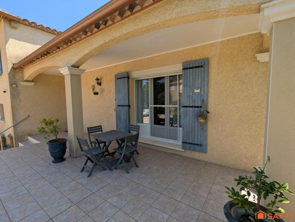 Villa 162m2 avec appartement indépendant à deux pas du Pont du Gard
