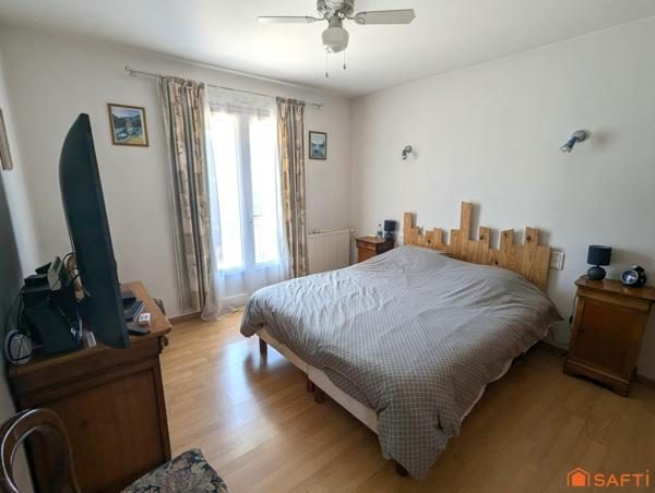 Villa 162m2 avec appartement indépendant à deux pas du Pont du Gard