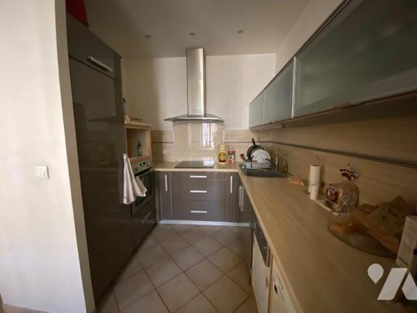 A VENDRE/APPARTEMENT/TOULON : quartier Haute-Ville, face au musée d'Art et à deux pas du jardin...