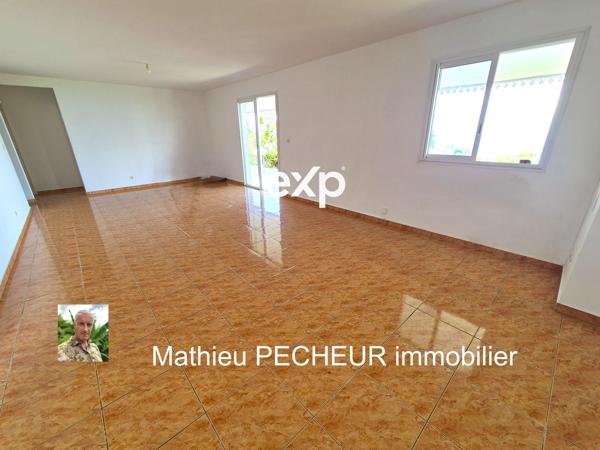 Sainte-Marie : Maison F4 (3 chambres) sur une parcelle de 720 m2