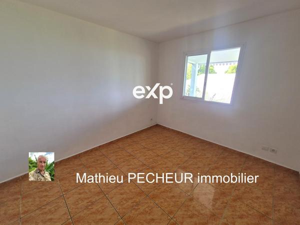 Sainte-Marie : Maison F4 (3 chambres) sur une parcelle de 720 m2