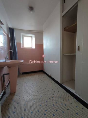 Immeuble à vendre 6 pièces de 140 m²