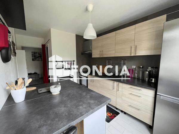 Location Appartement meublé 3 pièces 62.8 m² - 58 RUE DU DOCTEUR LEON MANGENEY Mulhouse 68100