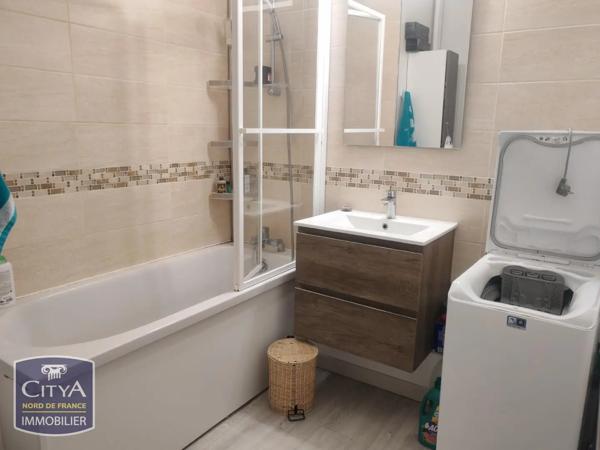 Appartement à louer 2 pièces 54.08m² Mons-en-Barœul (59370)