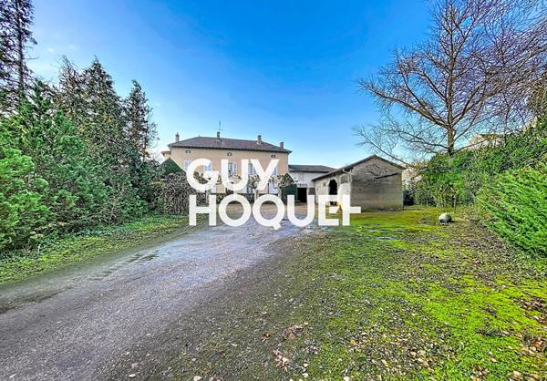 Maison de Caractère 6 Chambres + Greniers et Dépendances sur terrain de 3500 m² environ - 71570 ROMANECHE THORINS