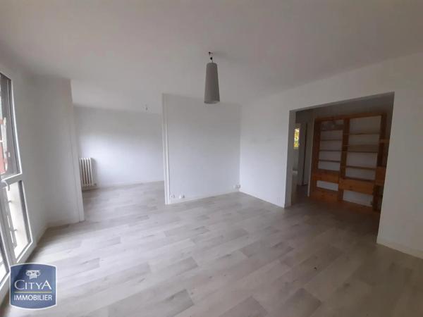 Appartement à louer 4 pièces 65.13m² Saint-Cyr-sur-Loire (37540)