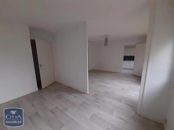 Appartement à louer 4 pièces 65.13m² Saint-Cyr-sur-Loire (37540)