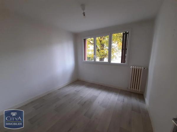 Appartement à louer 4 pièces 65.13m² Saint-Cyr-sur-Loire (37540)