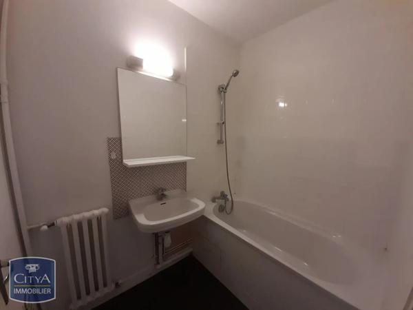 Appartement à louer 4 pièces 65.13m² Saint-Cyr-sur-Loire (37540)
