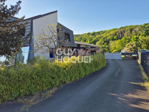 Ensemble immobilier 288 m² avec hangar de 250 m² sur 26 ares