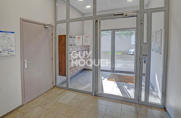 À vendre : Appartement 3 pièces avec BALCON ET GARAGE DOUBLE