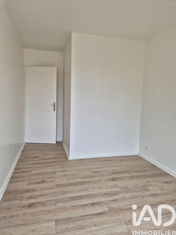 Appartement à vendre 3 pièces 67 m² Corbeil-Essonnes