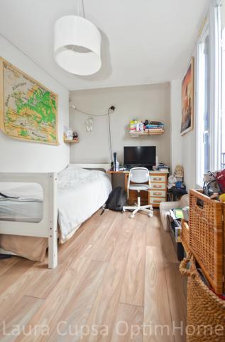 BOURG-LA-REINE - MAISON 5 PIECES - 93,39 m² CARREZ - 97 m² UTILES - 3 CHAMBRES - JARDIN 36 M² ENVIRON - BOX A 2 MIN