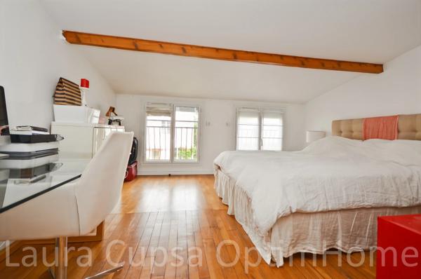 BOURG-LA-REINE - MAISON 5 PIECES - 93,39 m² CARREZ - 97 m² UTILES - 3 CHAMBRES - JARDIN 36 M² ENVIRON - BOX A 2 MIN