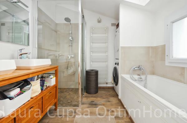 BOURG-LA-REINE - MAISON 5 PIECES - 93,39 m² CARREZ - 97 m² UTILES - 3 CHAMBRES - JARDIN 36 M² ENVIRON - BOX A 2 MIN