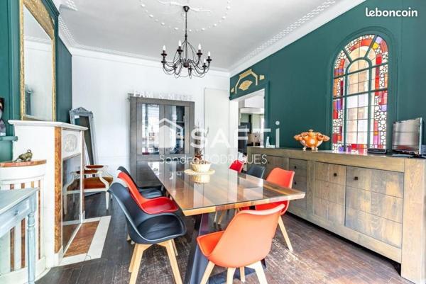 Maison Individuelle 8 piéces de Style "Art Déco"  au centre de Tergnier, vivable de plain pied.