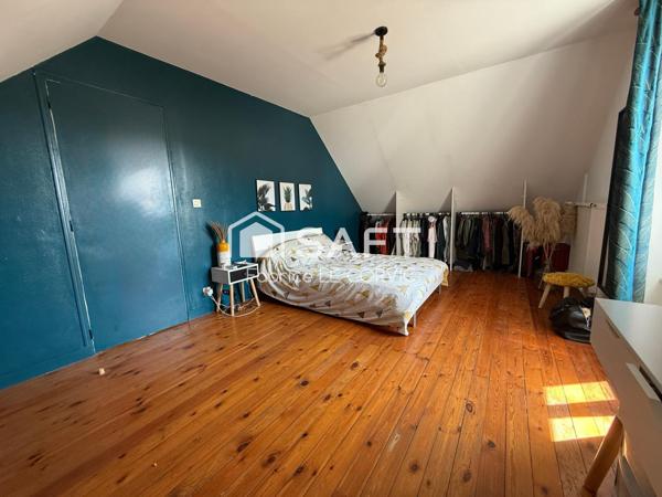 CHARMANTE MAISON AU CALME PROCHE CENTRE VILLE AVEC GRAND JARDIN   A PONTIVY