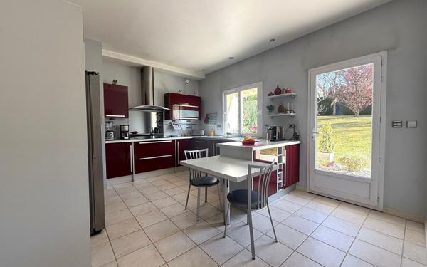 Maison à vendre    7 pièces • 193 m2 Villecresnes