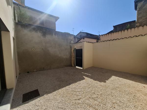 6736- VILLEFRANCHE Centre ville
