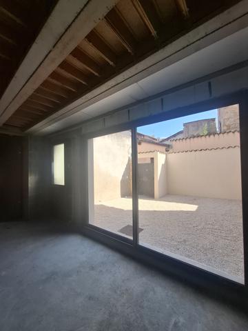 6736- VILLEFRANCHE Centre ville