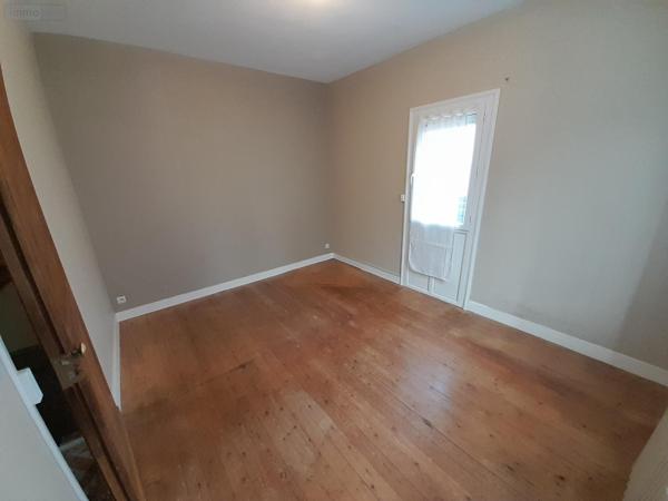 Maison de ville à louer à Le Mans dans la Sarthe (72000), ref : LOC CHA