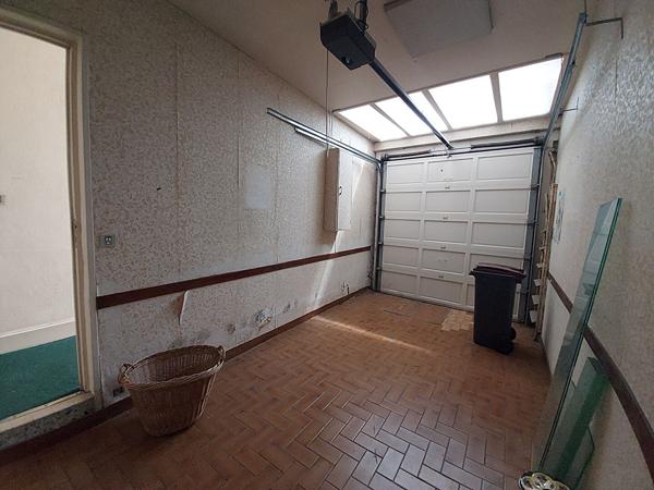 Maison 10 pièces 303 m2