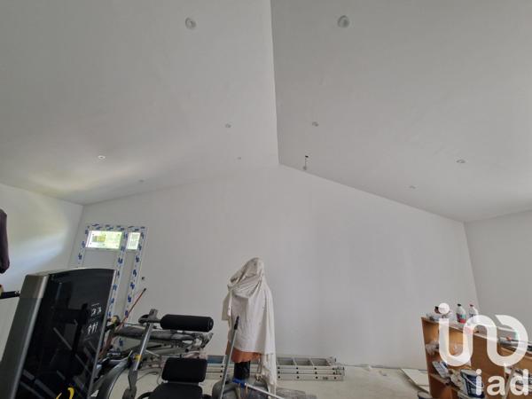 House for sale 5 rooms 148 m² Vérines