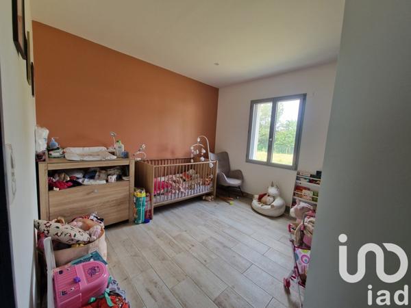 House for sale 5 rooms 148 m² Vérines