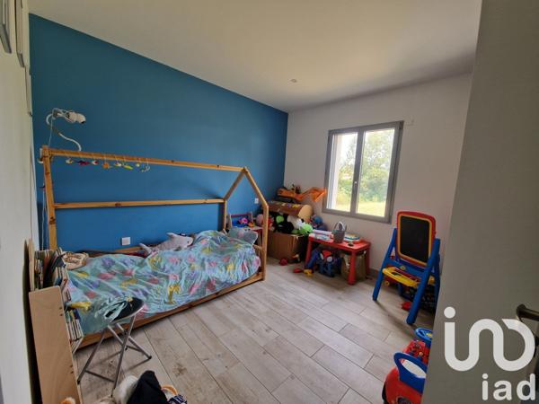 House for sale 5 rooms 148 m² Vérines