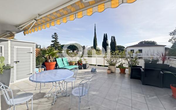 Appartement à vendre    3 pièces • 55 m2 Cavalaire-sur-Mer