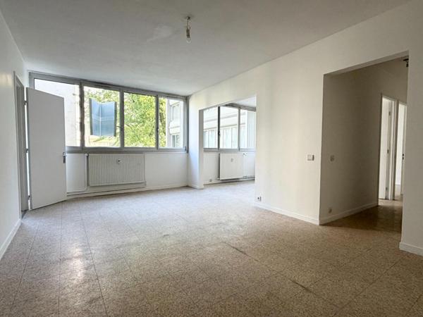 A VENDRE : T3 à LILLE • • 159 000 € FAI • Réf. 1833