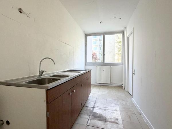 A VENDRE : T3 à LILLE • • 159 000 € FAI • Réf. 1833