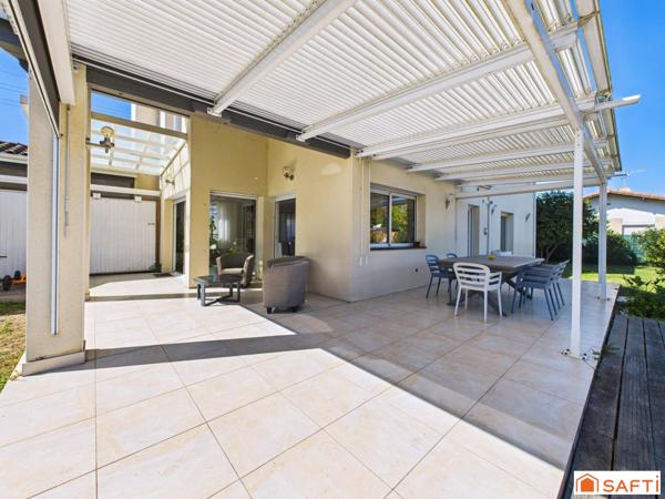 Magnifique Maison d'Architecte!!!