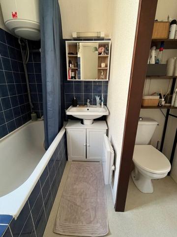 Studio 21 M2 centre ville quartier Palais Galien