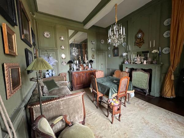 ELEGANT CHATEAU XVIIIs, sans travaux, sur 1 hectare clos de murs, jardin paysagé, chapelle, orangerie, dépendances, pour famille, evenementiel  près de Pau, Lourdes, Marciac, Tarbes ...