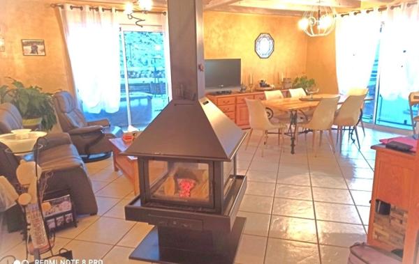 Vente Maison Type IV + Studio Vals-pres-le-puy   