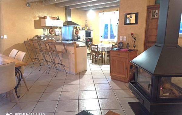 Vente Maison Type IV + Studio Vals-pres-le-puy   