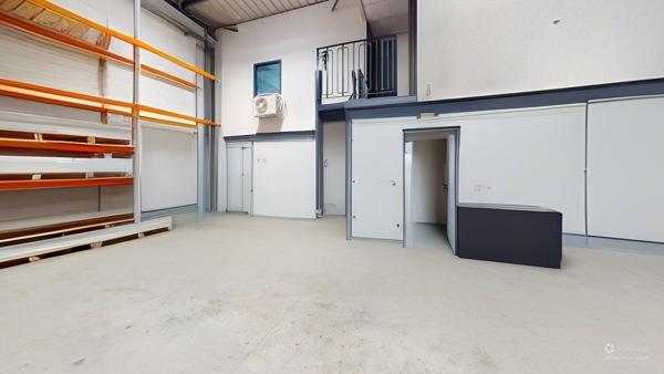 Depot avec bureaux HABSHEIM:clés en main 296 000 €