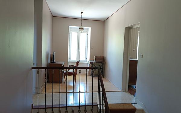 Maison à vendre    8 pièces •  Bezouce