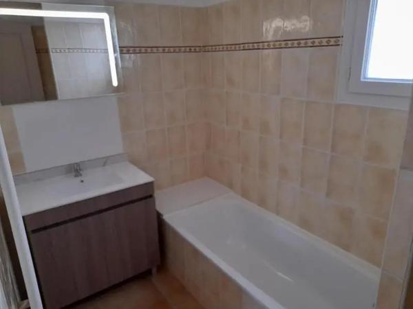 Maison à louer 4 pièces 85.5m²