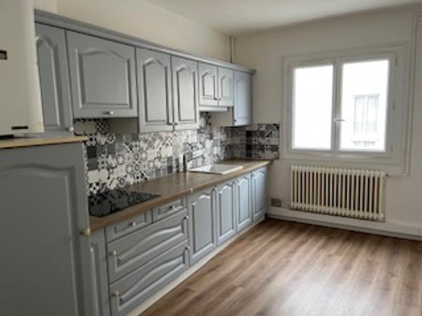 Appartement à louer |  Ste-Foy-la-Grande |  3 pièces | 77 m²