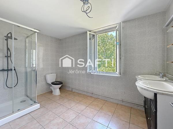 Maison de caractère  de 183 M2